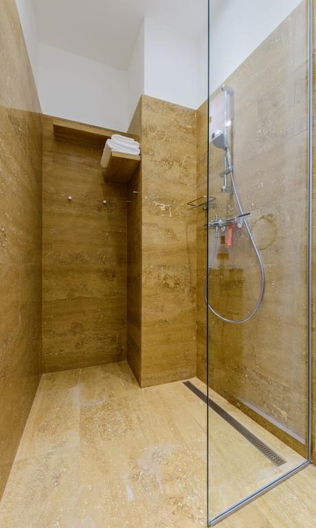 Meno Apartment Sibiu Luaran gambar