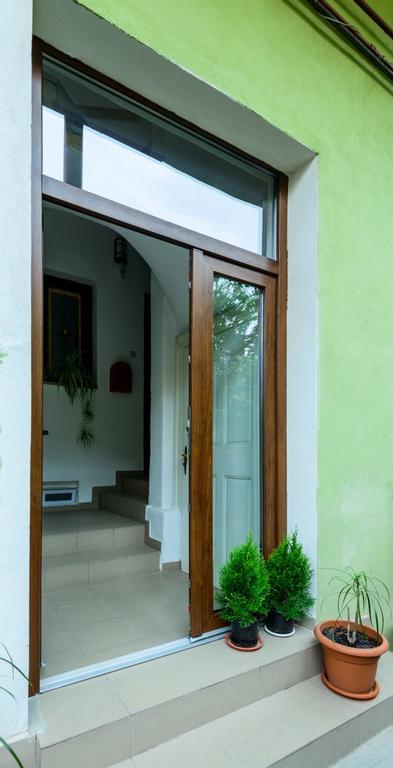 Meno Apartment Sibiu Luaran gambar